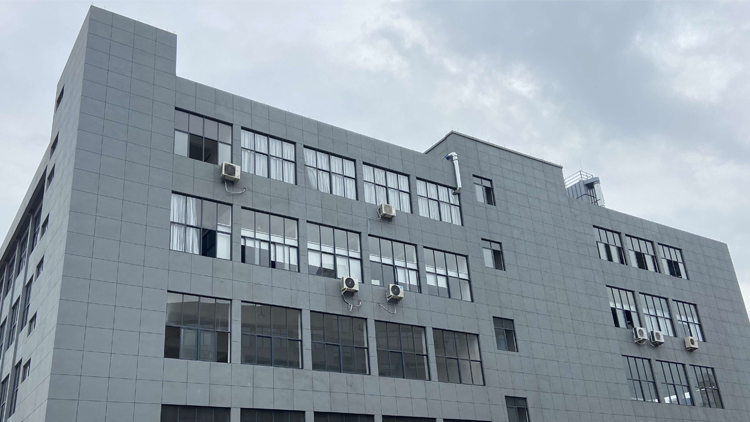 Yongkang Xinzhong Import and Export Co., Ltd. – 汤锅 1