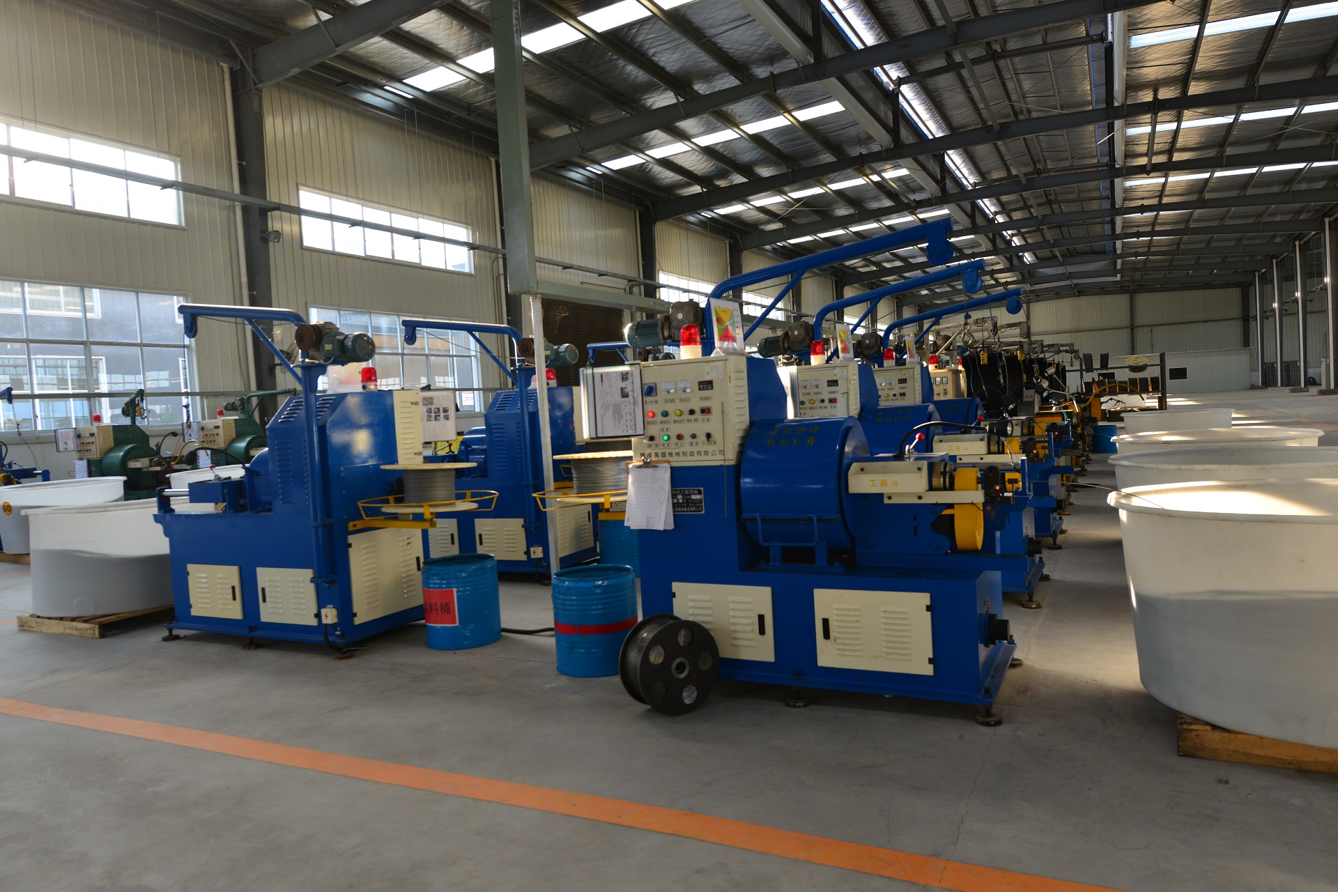 Huayingkeqingkelifenghuanqichelingbujianyouxiangongsi

Actually, a more natural translation would be:

Huaying Keli Automobile Parts Co., Ltd. – Photos produits 2