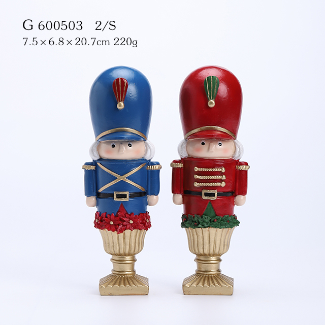 2/A Polyresin Nutcracker Soldier