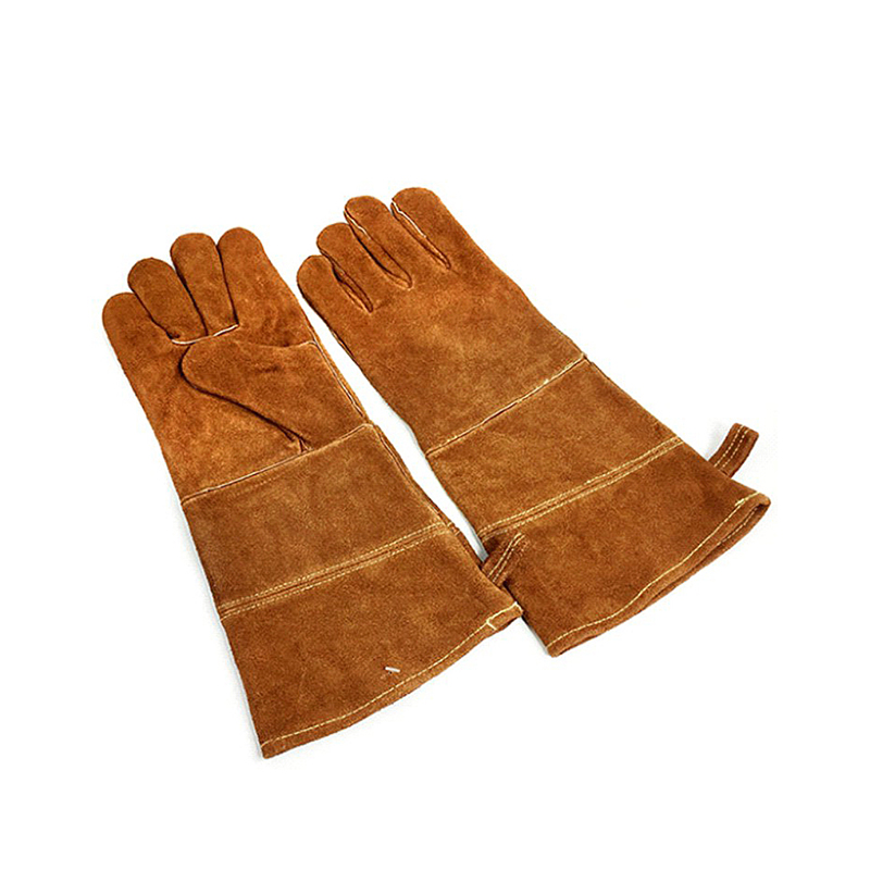 Leather gloves