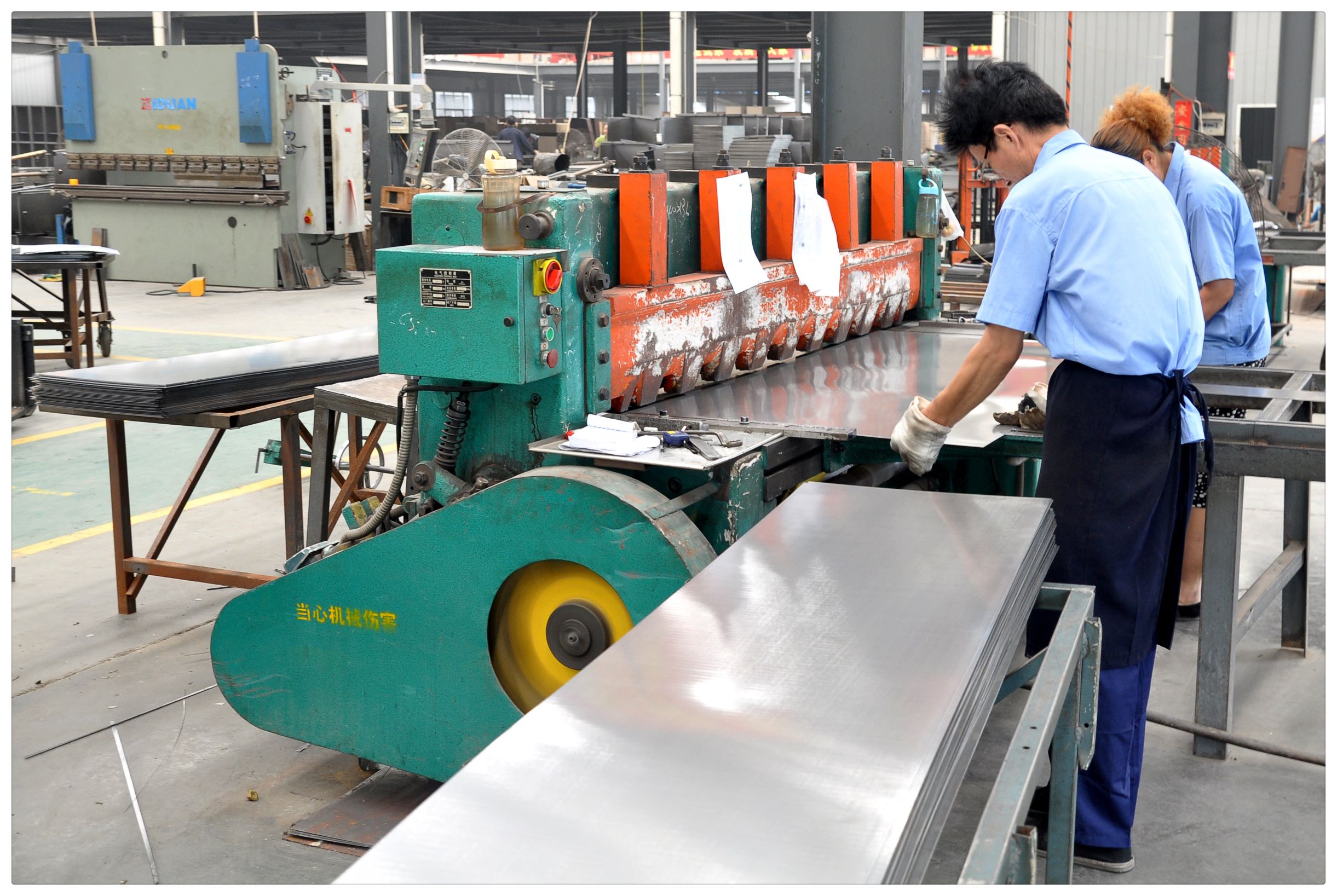Luoyang Sanwei Trading Co., Ltd. – lockers 3