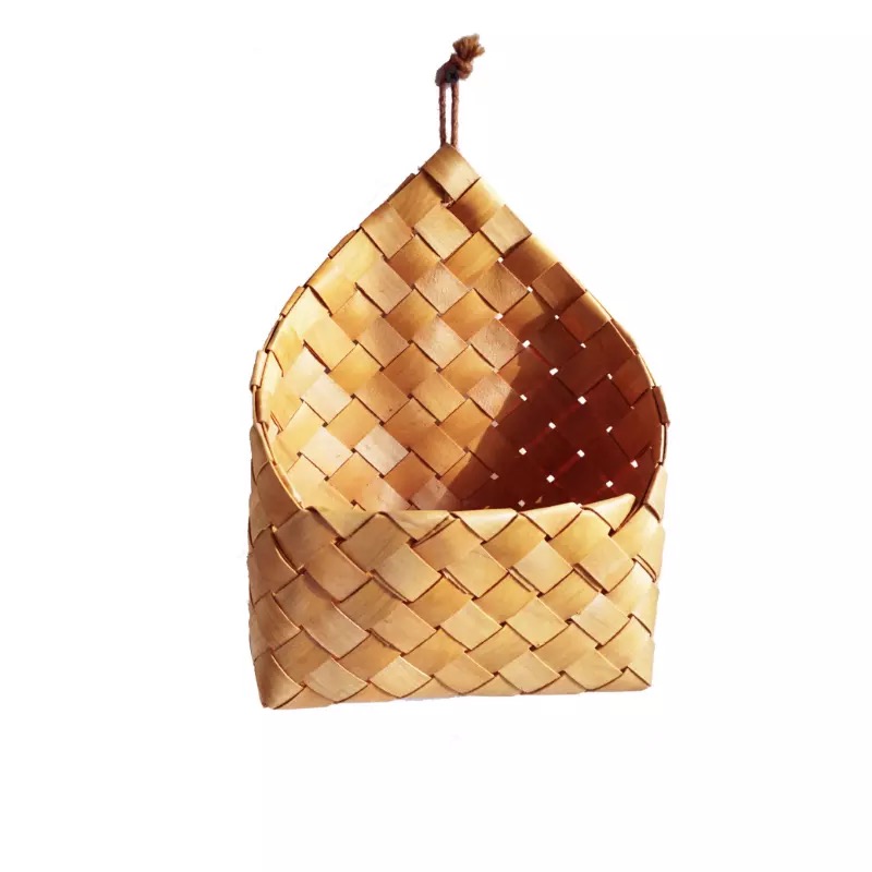 Chipwood hanging basket