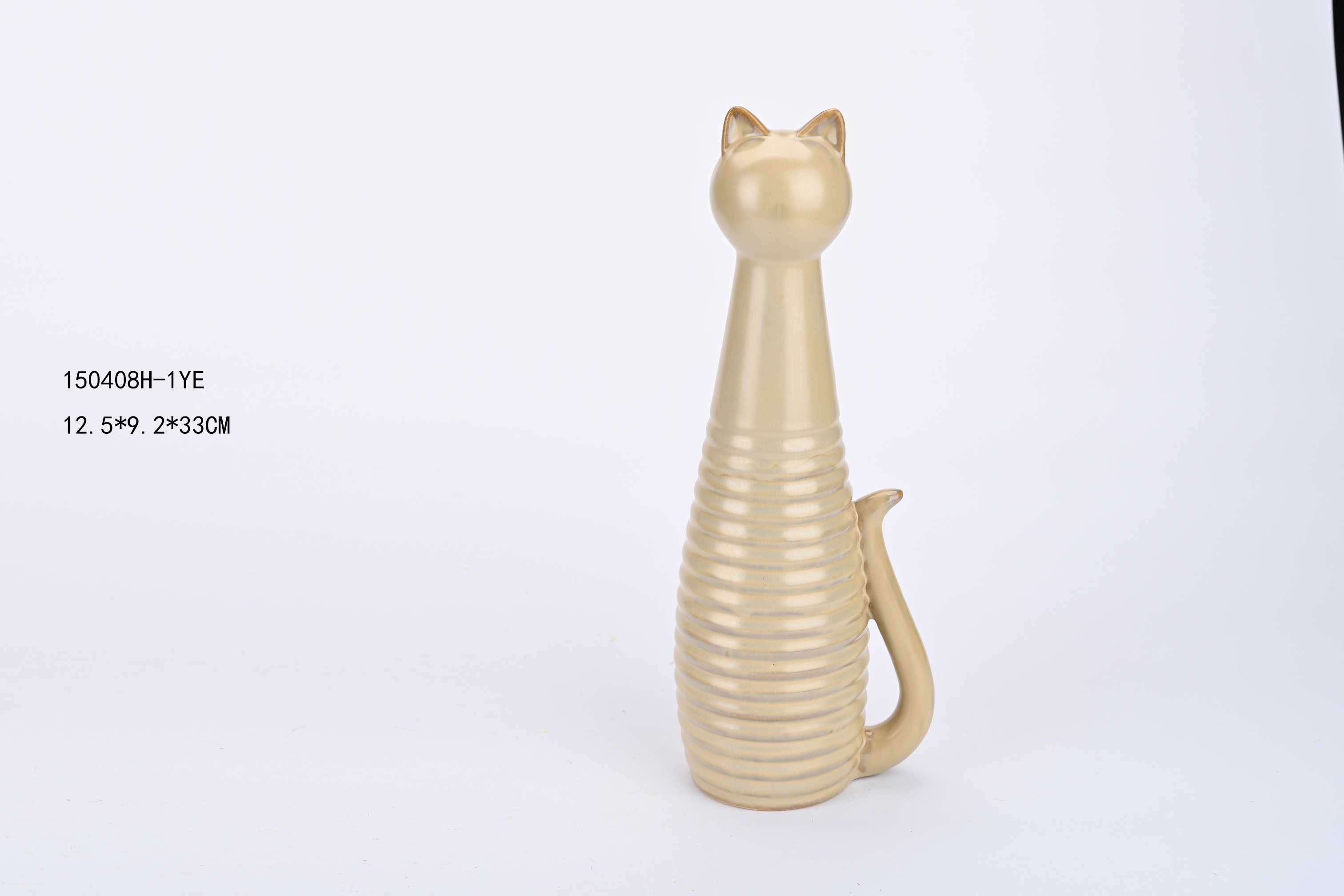 elegant cat decor