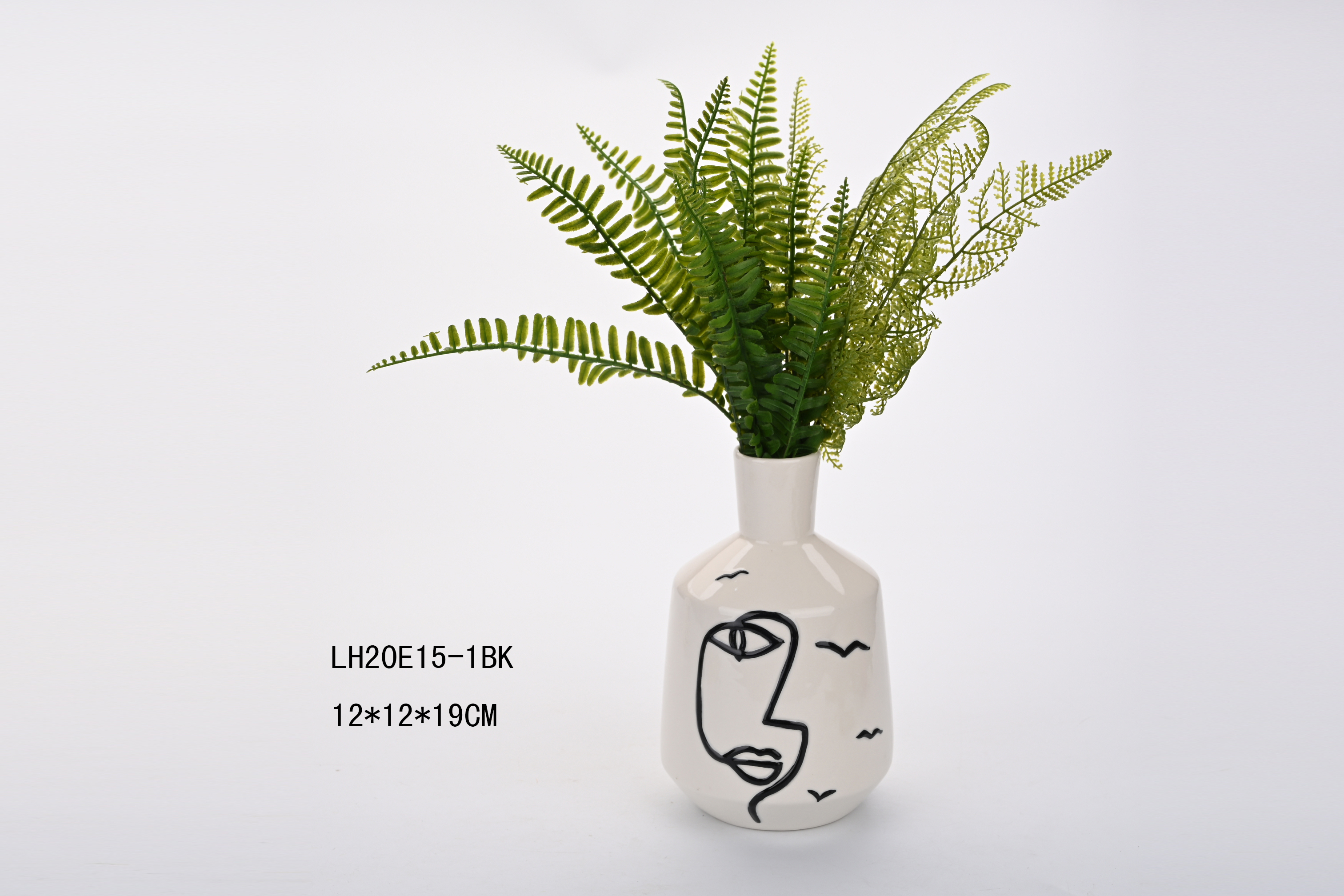 Ceramic flower pot
