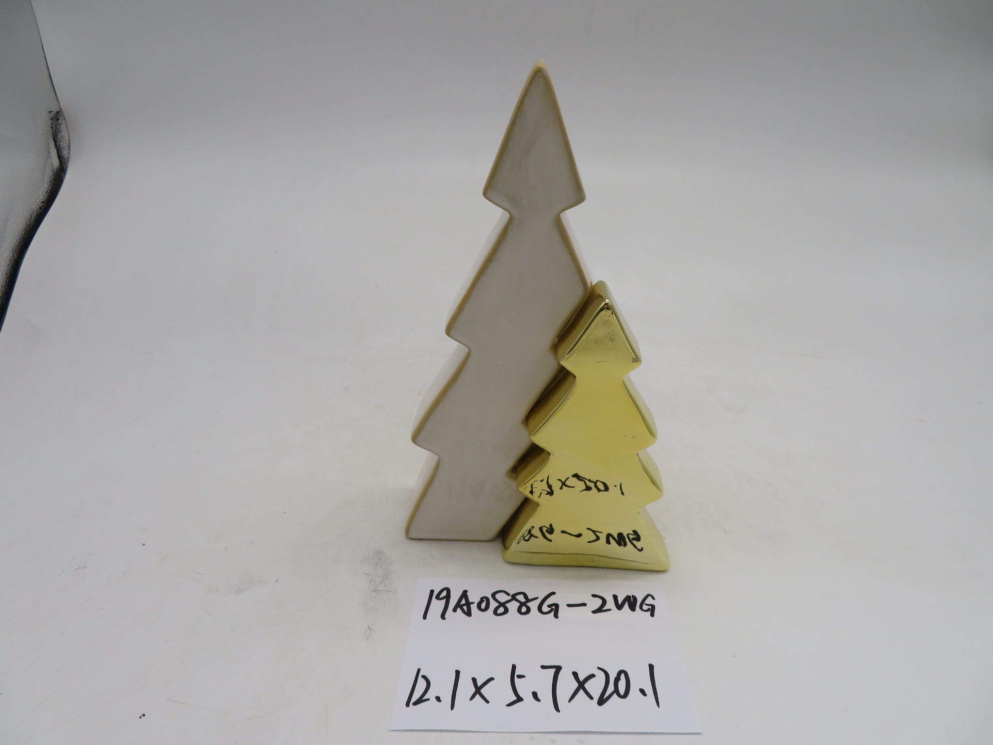 Ceramic Xmas gold Tree