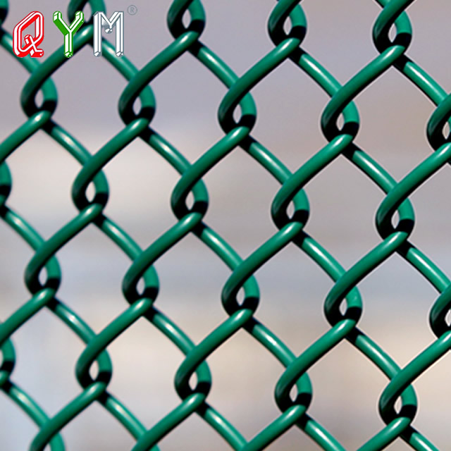 Chain link mesh fence