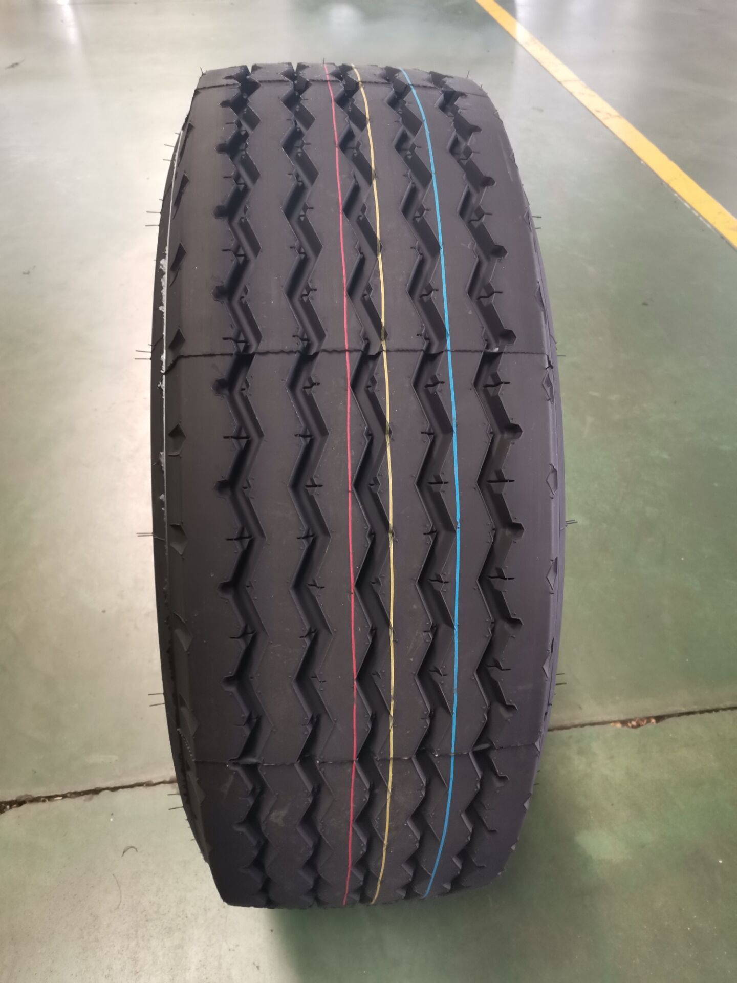 truck tyre