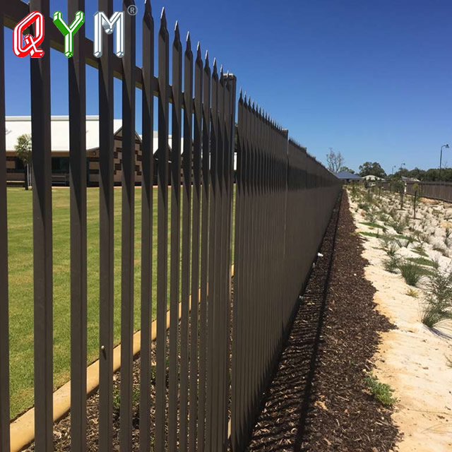 Palisade fence