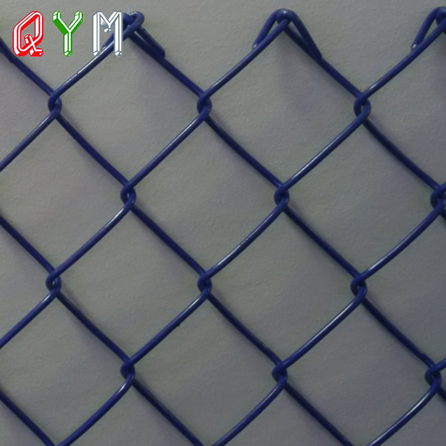 Chain link mesh fence