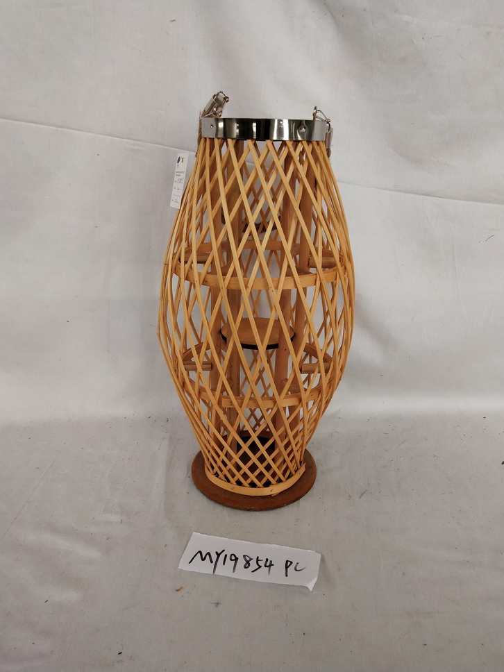 Willow handmade lantern WIth handle and grass