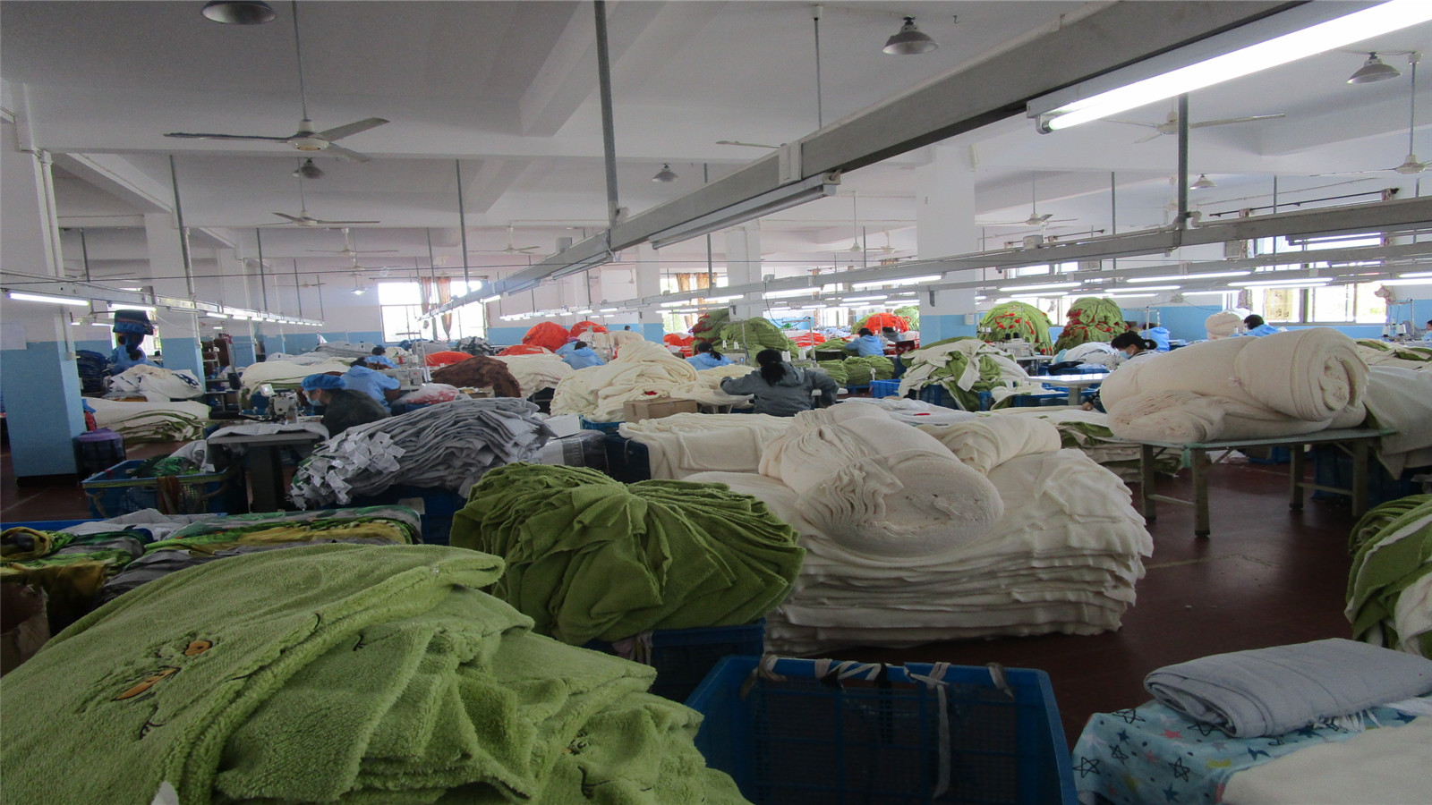 Shenzhen Fange Hong Industrial Co., Ltd. – chemical fiber blankets 2