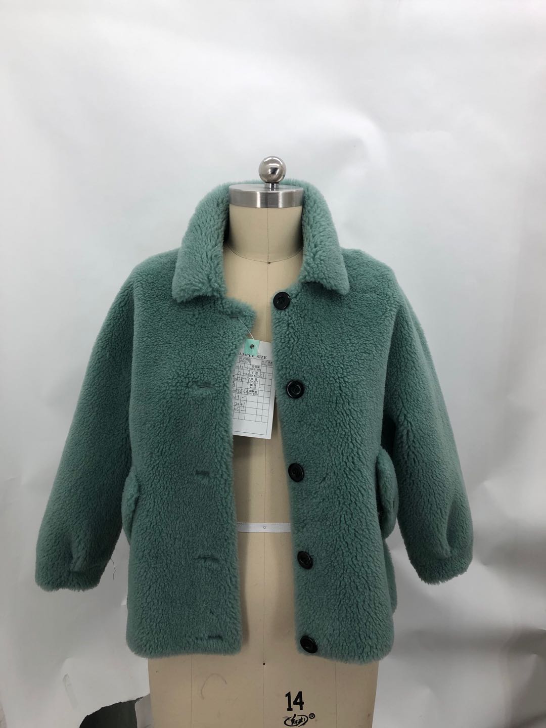 Ladies Fake Fur Coat