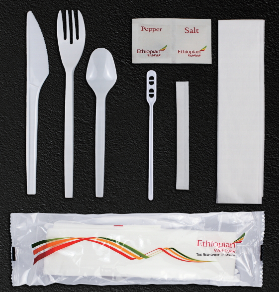 Plastic cutlery kit