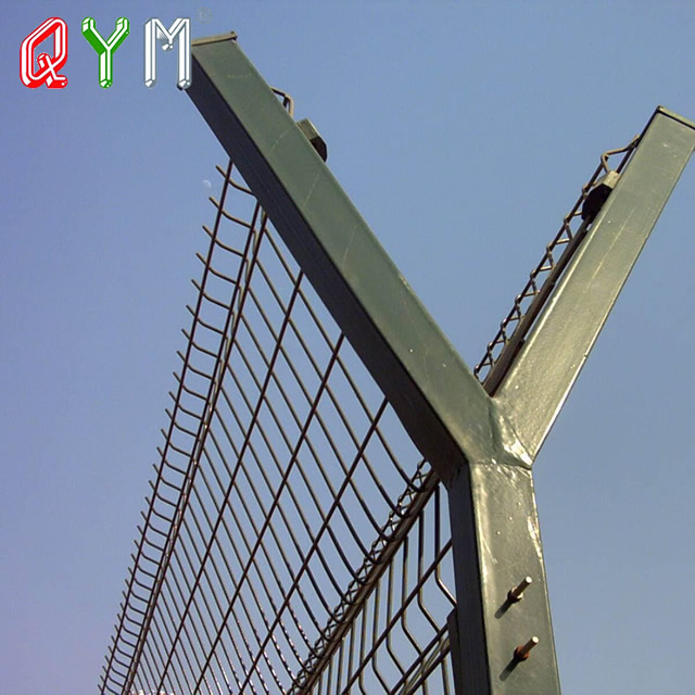 Airpot fence