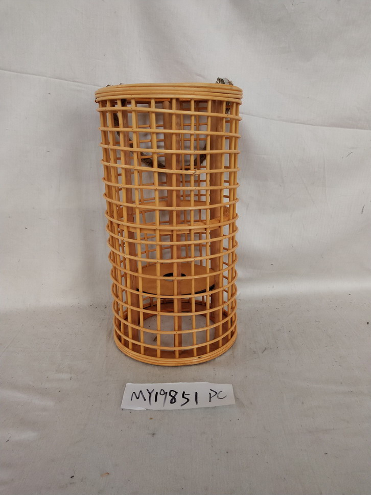 Willow handmade lantern WIth handle and grass