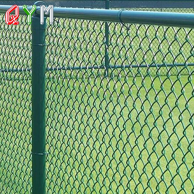 Chain link mesh fence