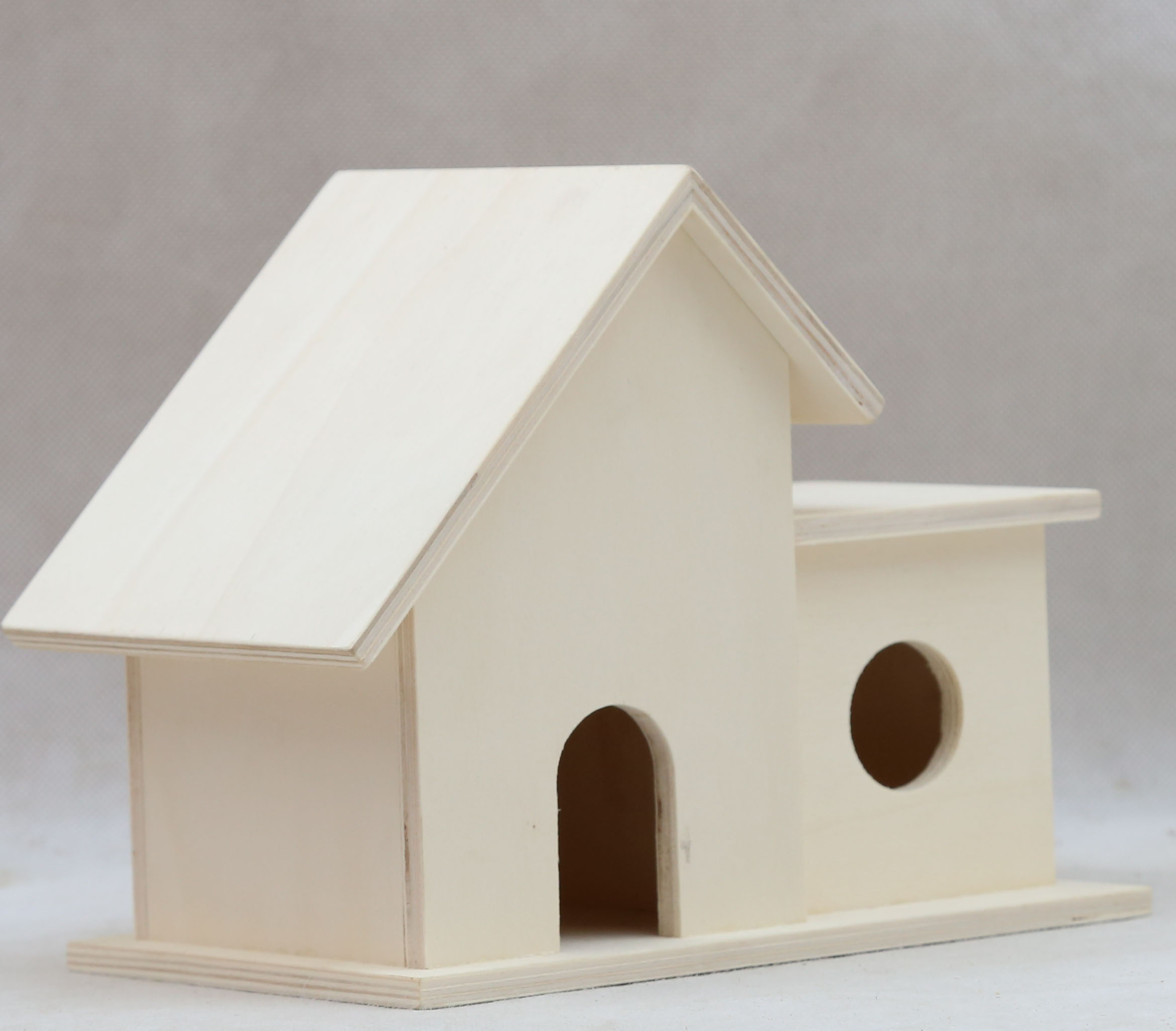 Wooden bird nest pet nest