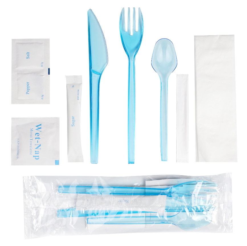Disposable plastic cutlery pack