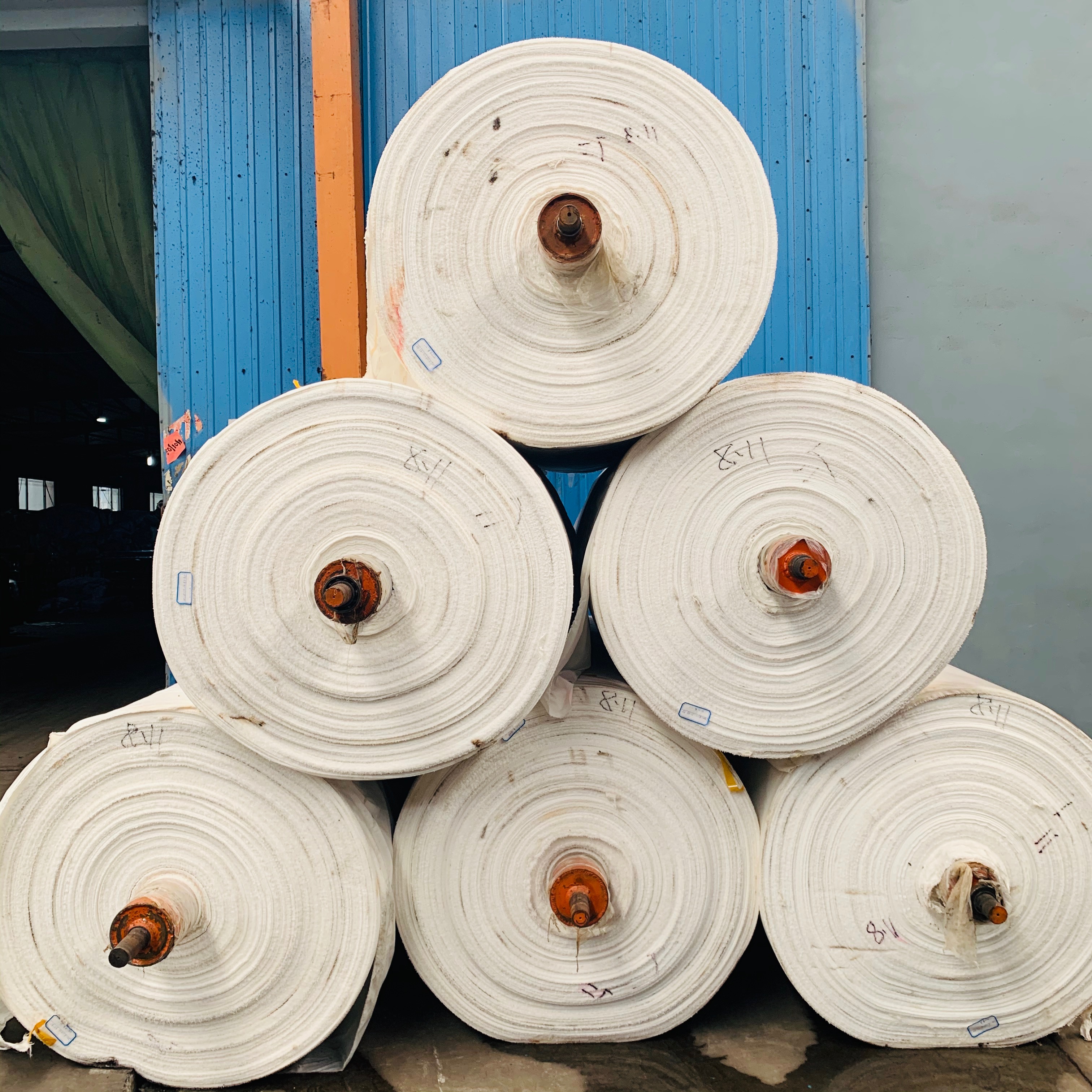 WEIFANG HUATENG WEAVING,PRINTING AND DYEING CO.,LTD – ropa deportiva 4