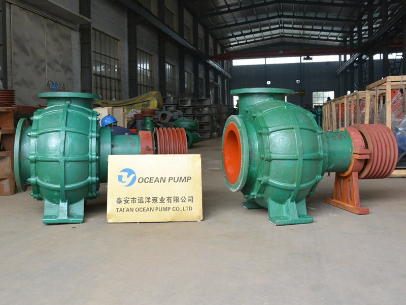 Portable sand suction pump