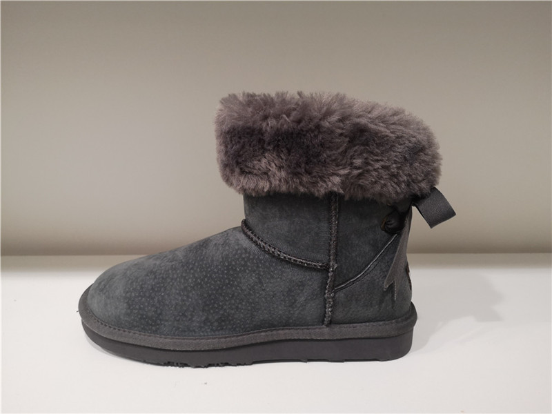 Sheepskin/Fake fur Snow Boot Water-Resistant