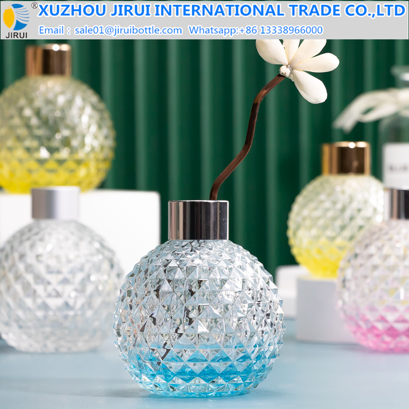 100ml 200ml Ball Shape crystal glass bottle / diffuser bottle