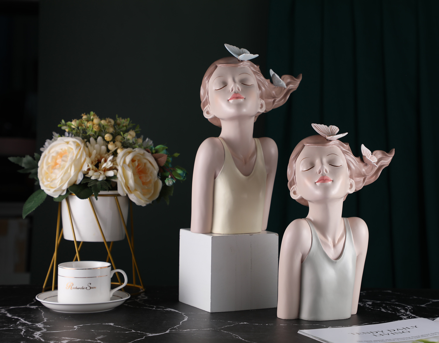 Polyresin Figurine