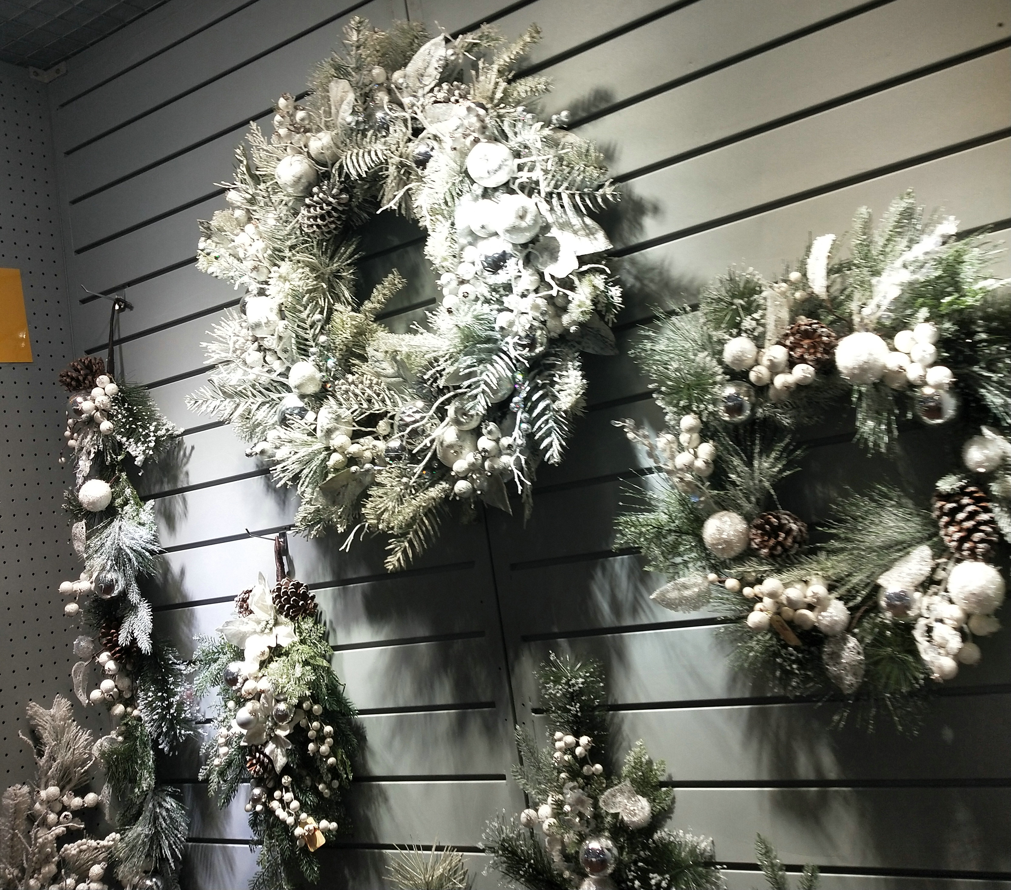 Dalian Keme Import and Export Co., Ltd. – Christmas decorations 3