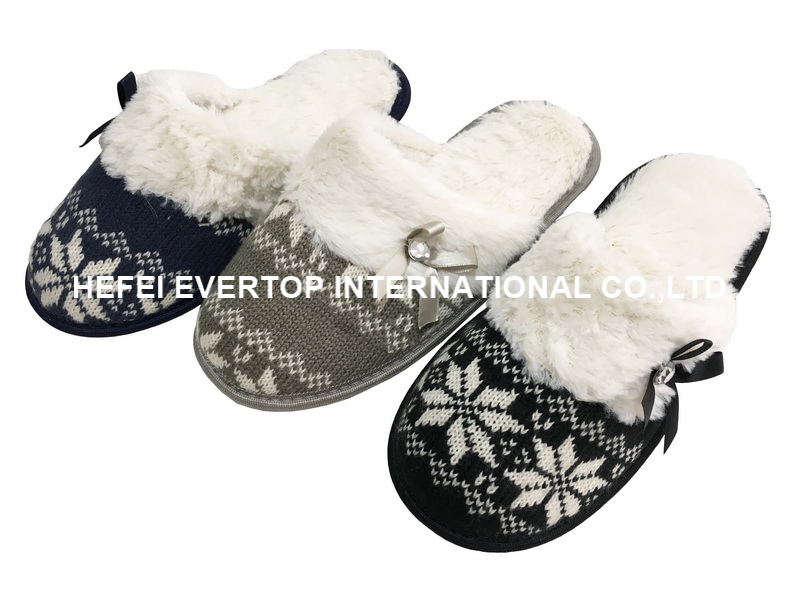 Indoor slippers
