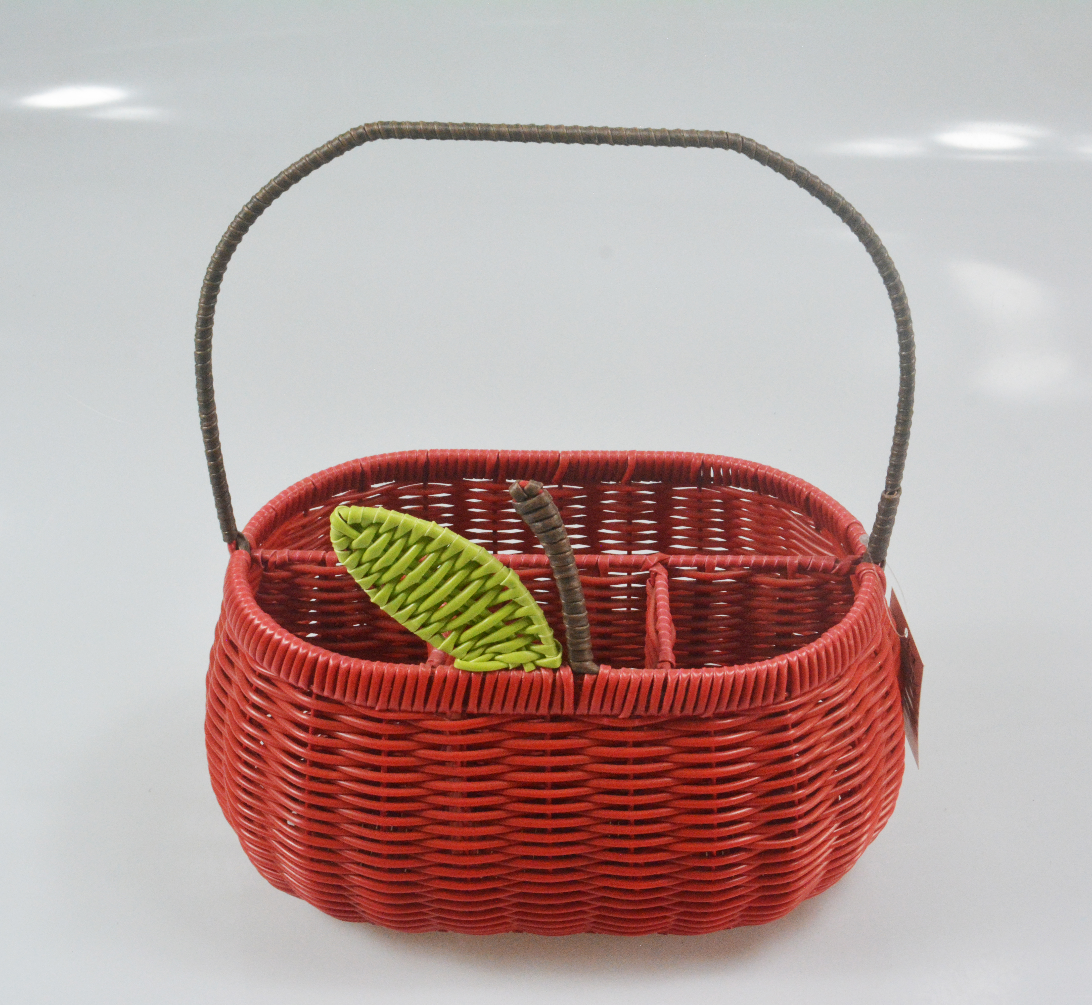 Christmas Apple shape PP rattan woven flatware caddy picnic basket