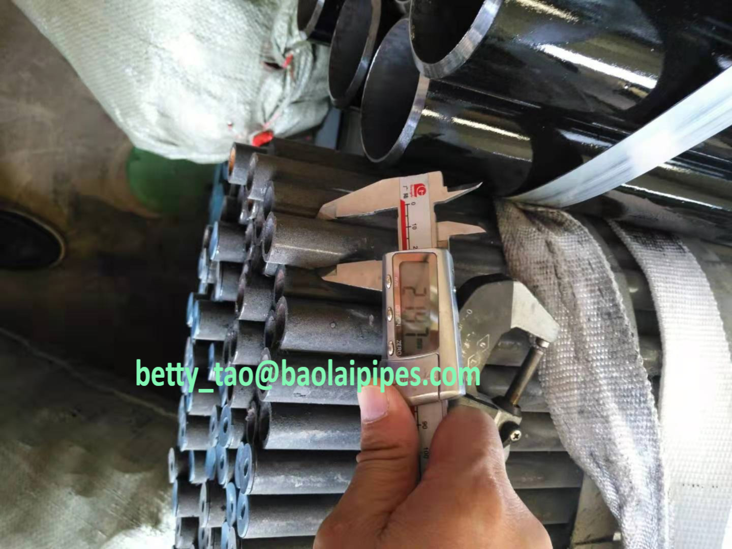 Galvanized Seamless Steel Pipe