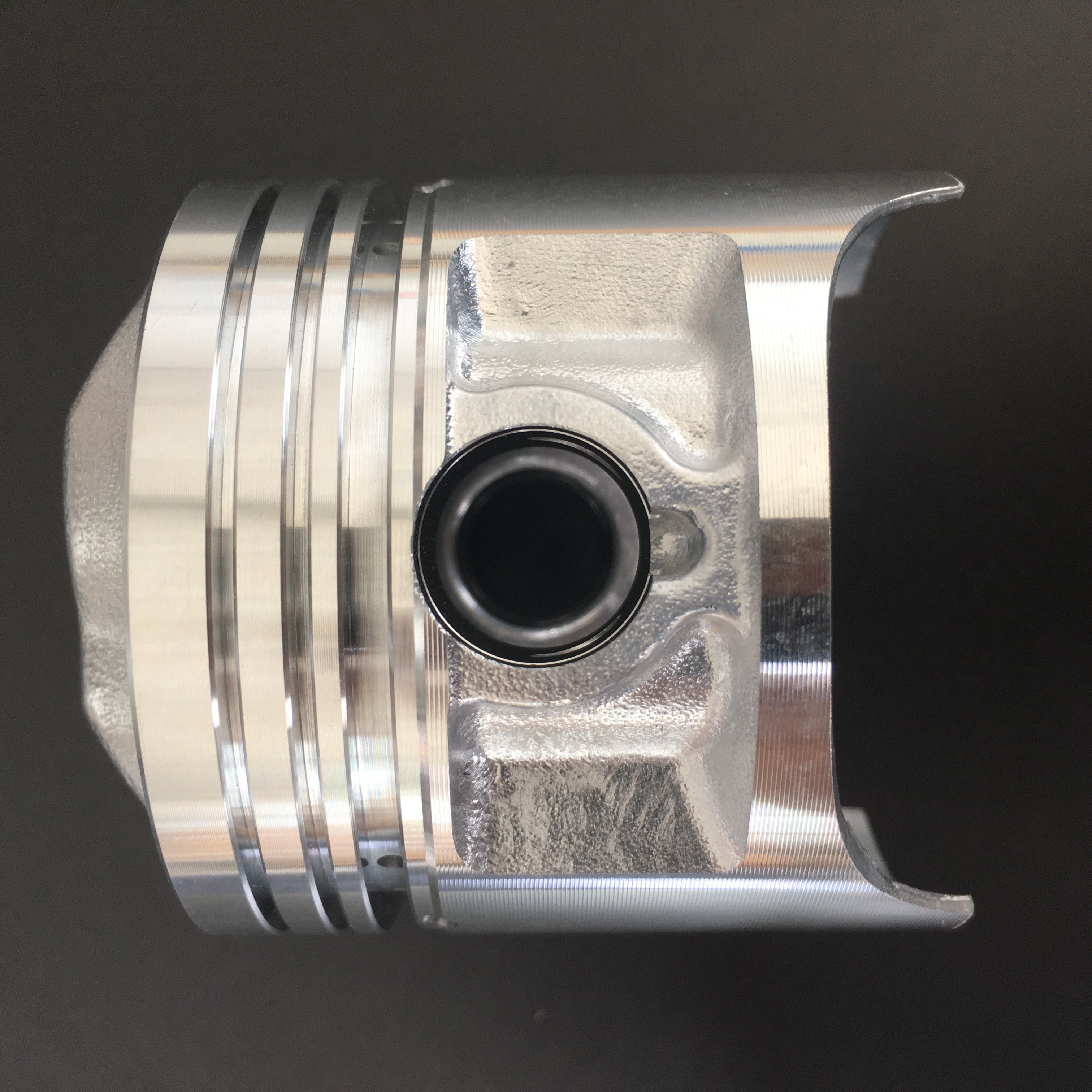 Piston Intruder125