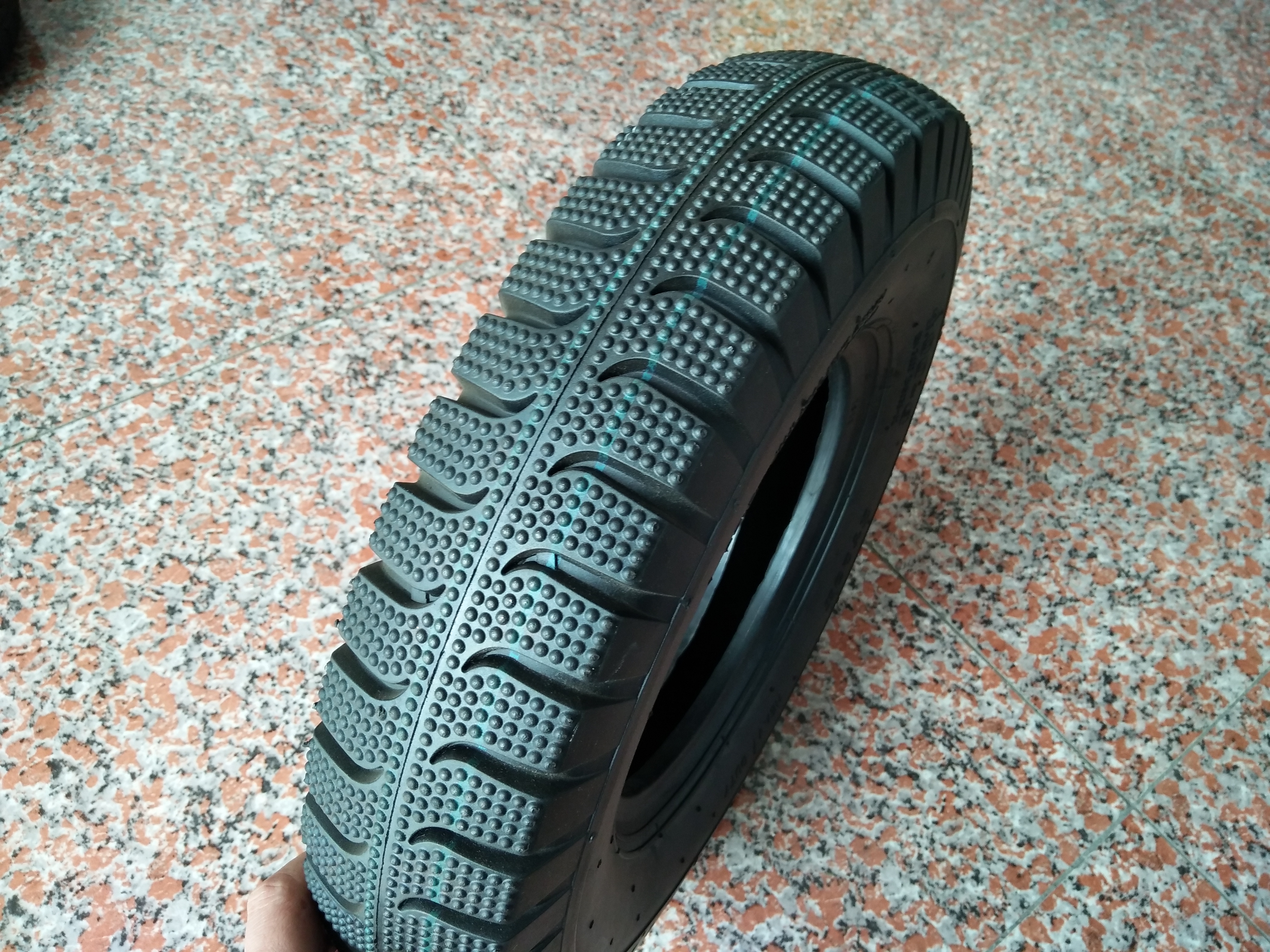3.50-8 Solid Wheel For Agricultural Tractor
