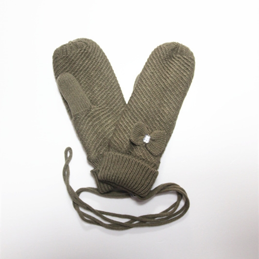Knitted Glove