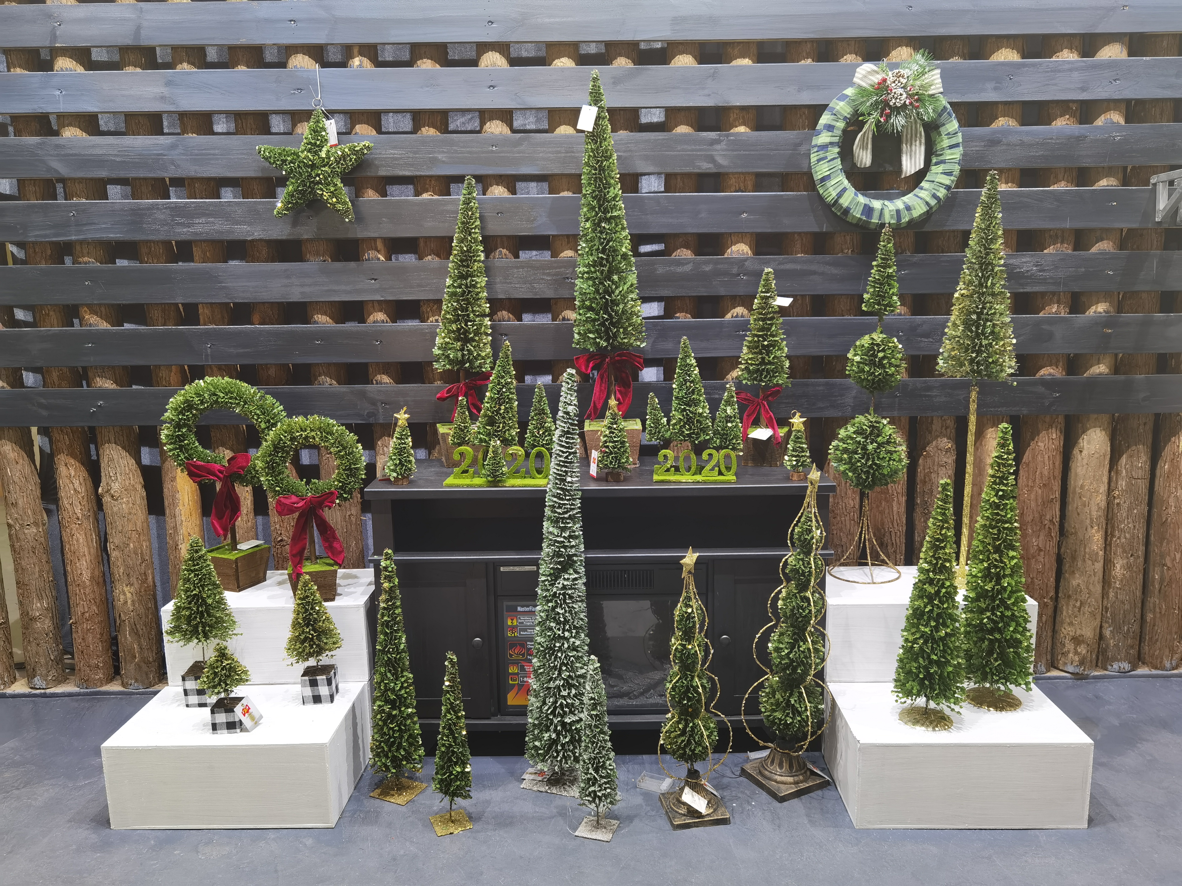 Green Christmas decoration Series 7