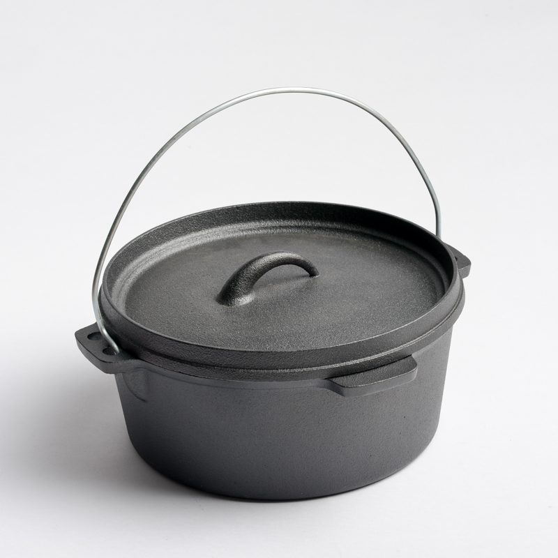 cast iron camping dutch oven
