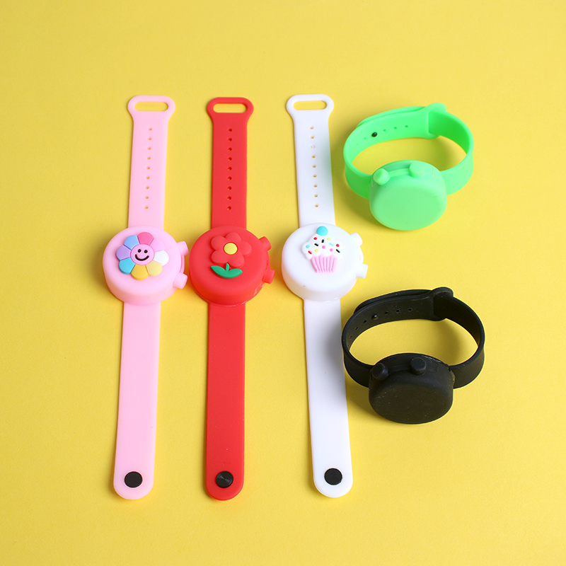 sanitizer bracelets silicone hand wash liquid
