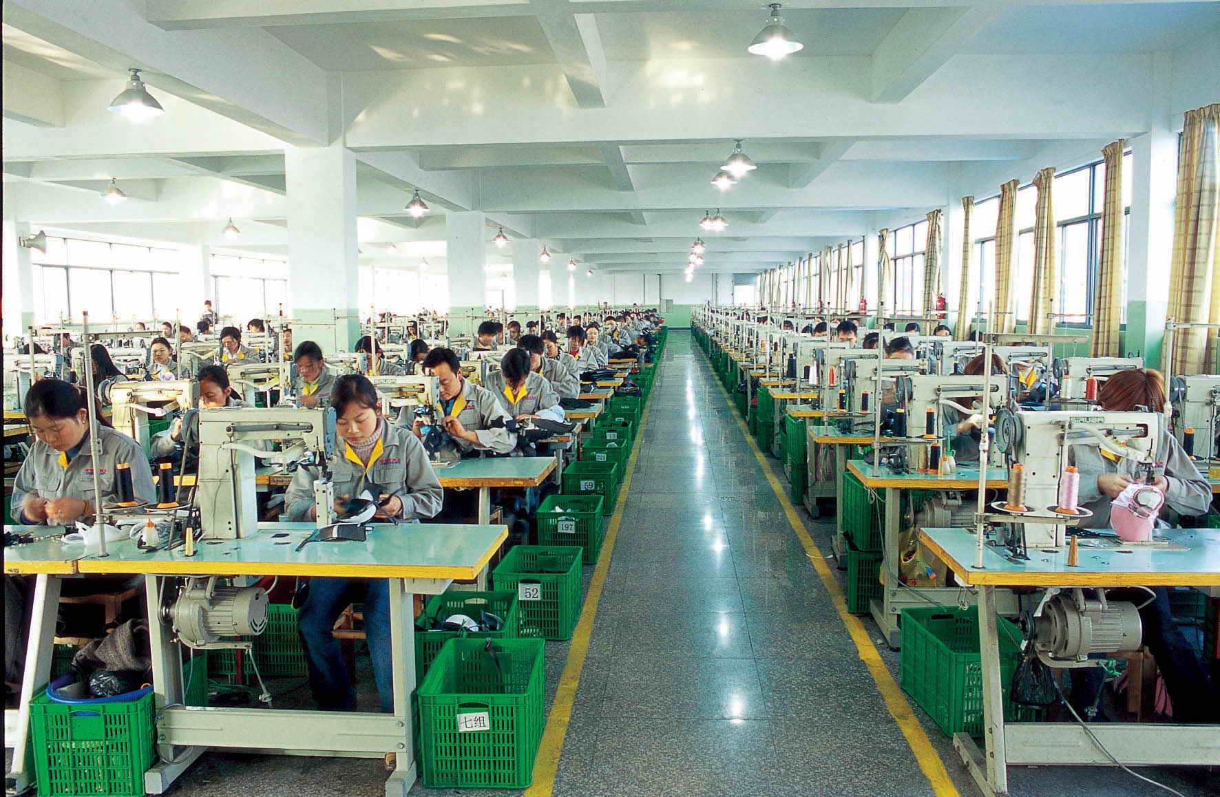 Taizhou Zhenuo'er Footwear Co., Ltd. – women's high heels 3