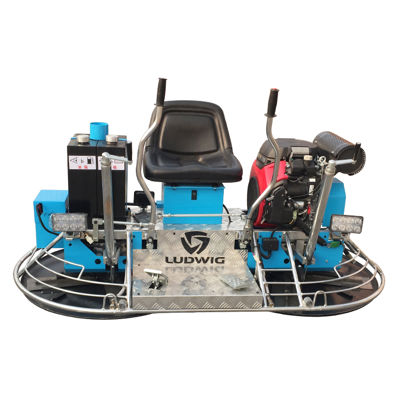 Ride on power trowel