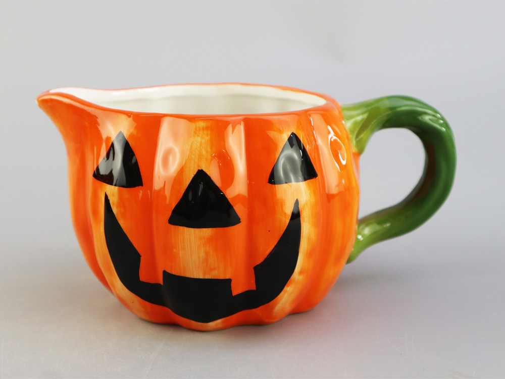 Ceramic halloween pumpkin milk jug water pitcher