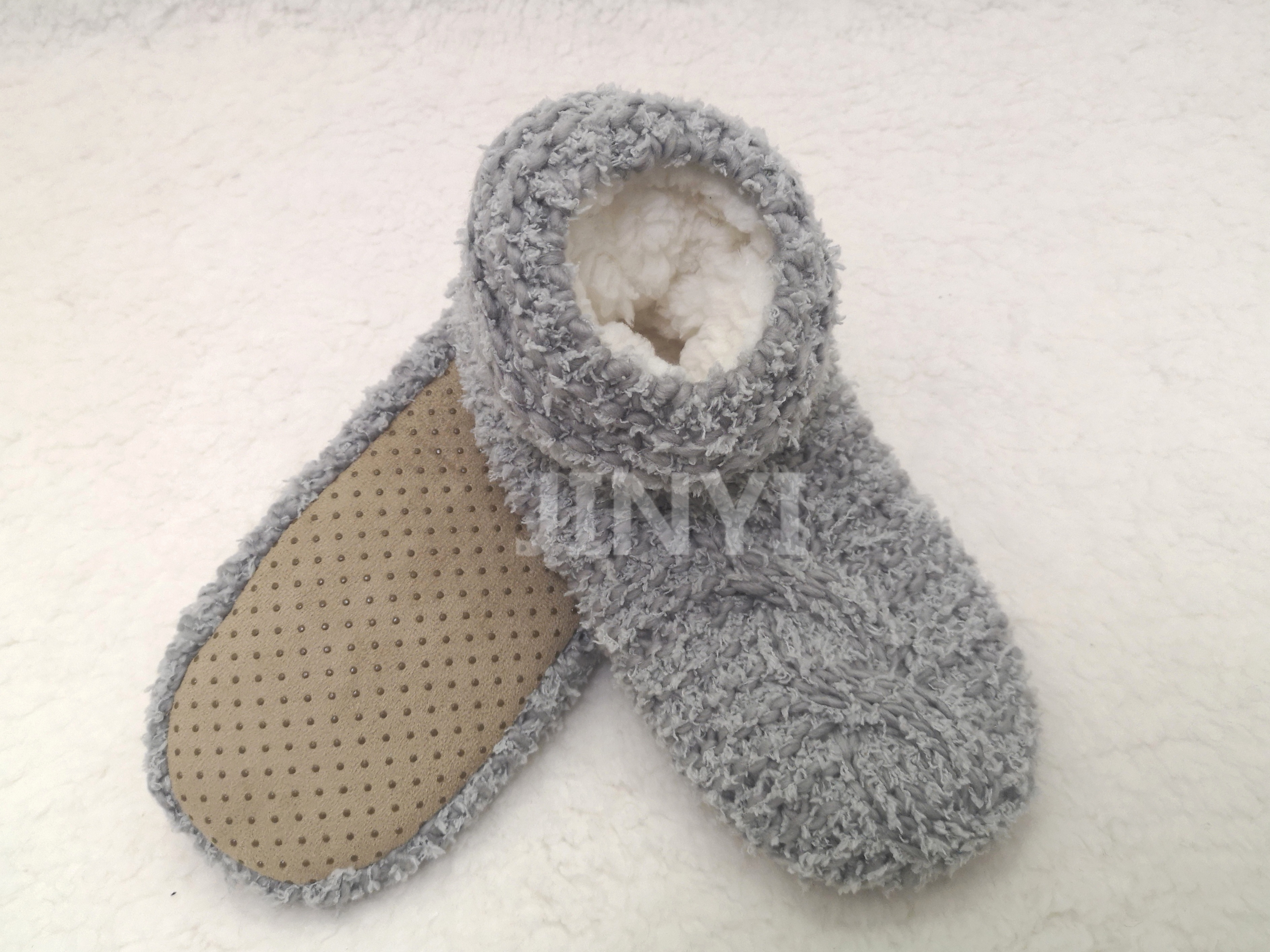 Wuxi Jinyi Textile CO.,LTD – Winter caps 2