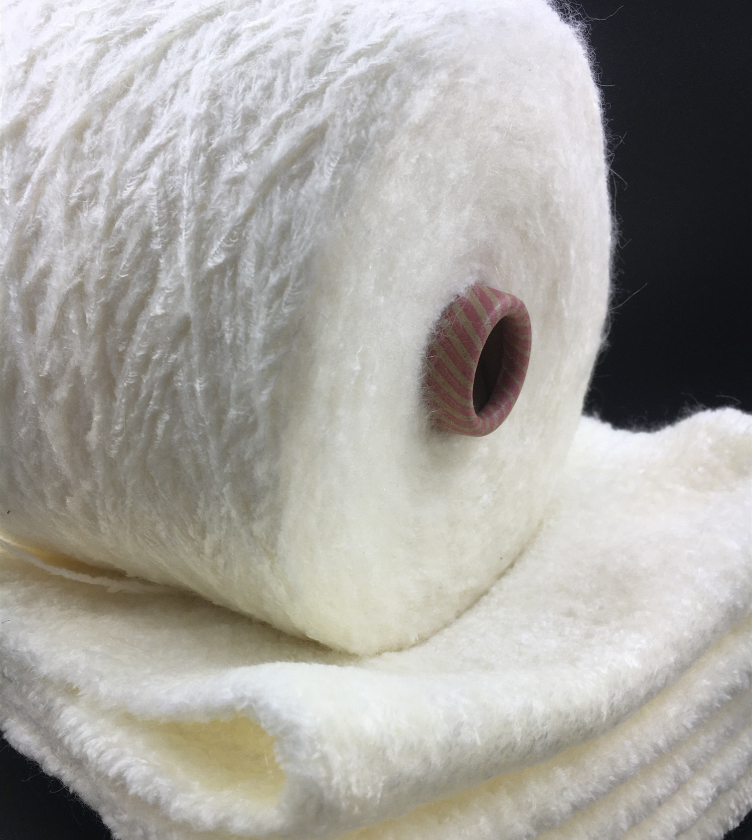 Acrylic blended yarn
