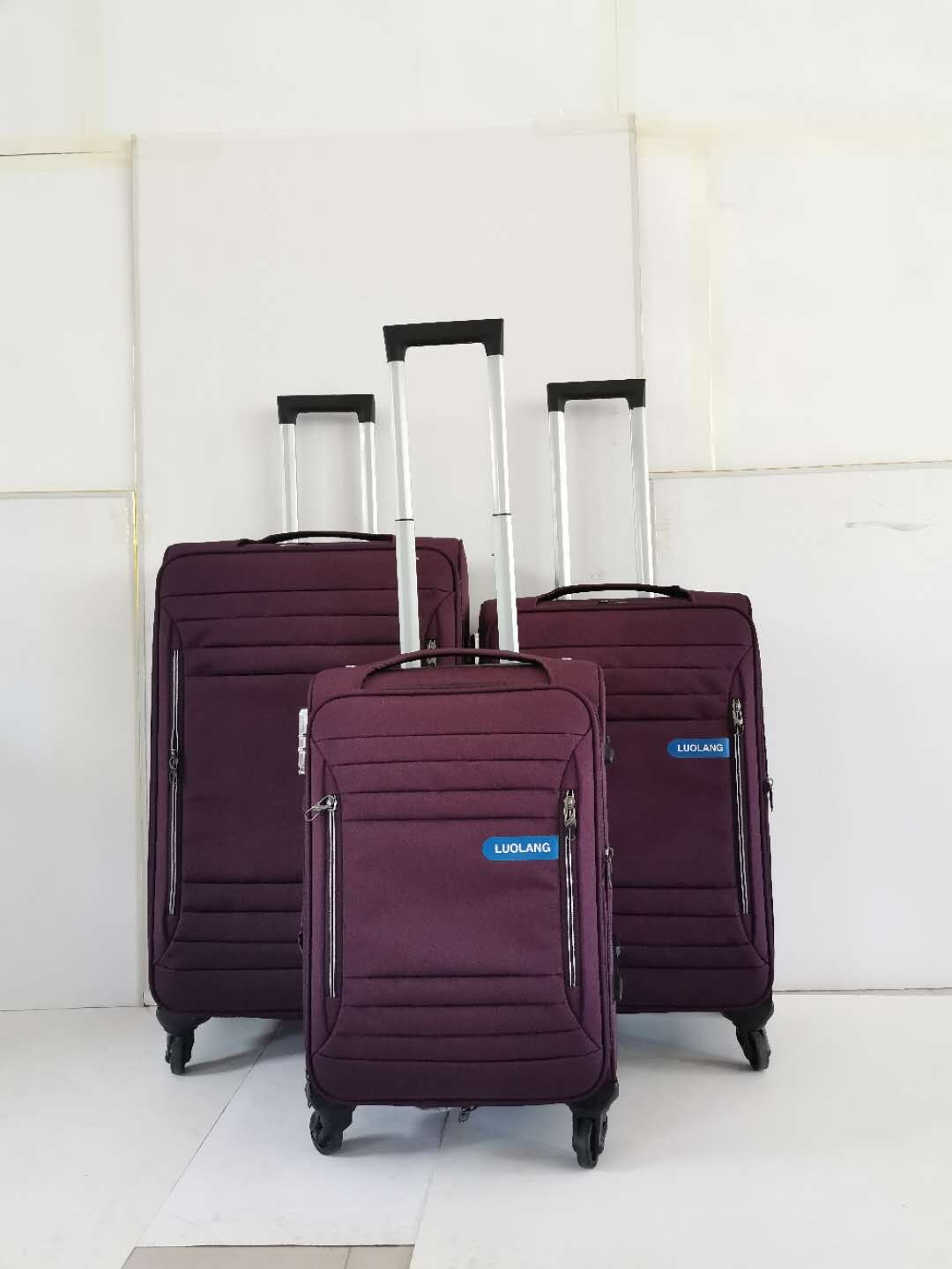 GAOBEIDIAN LUOLANG LEATHER CO.,LTD – ropa deportiva 4