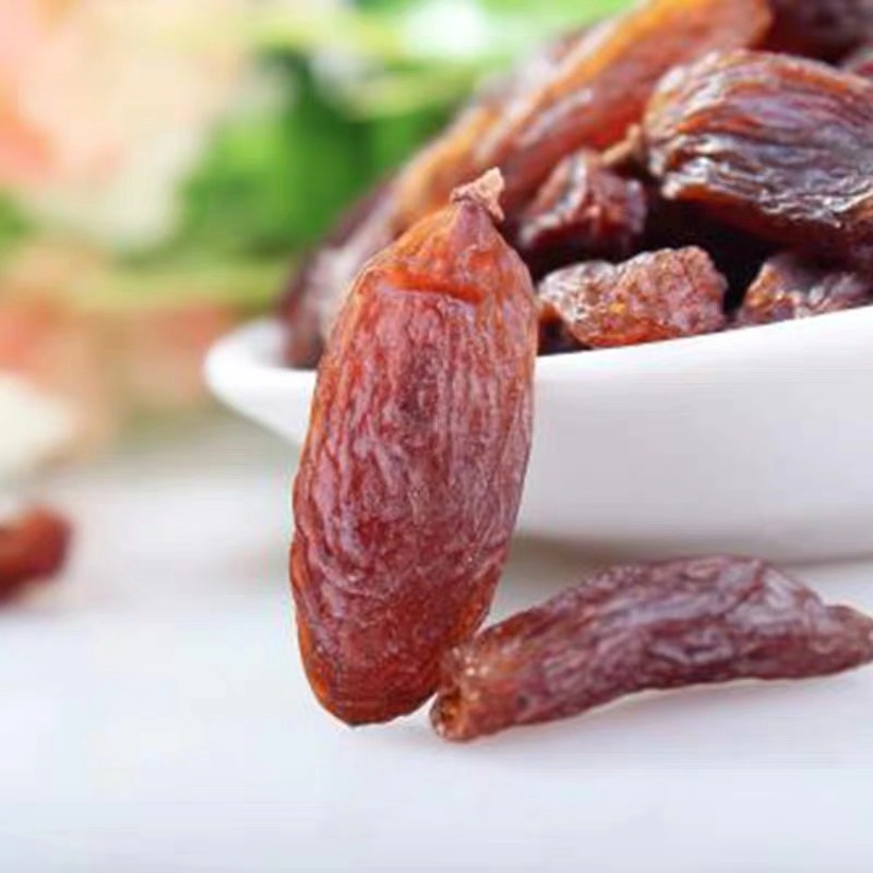 Red raisins