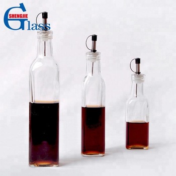 Manufacturer Transparent Oil and Soy Sauce Glass Bottle with Lid