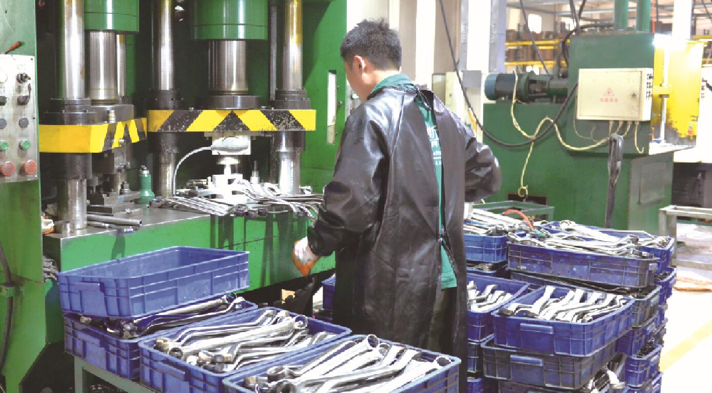 Guizhou Zhuancheng New Building Materials Technology Development Co., Ltd. – Insulation tiles 1