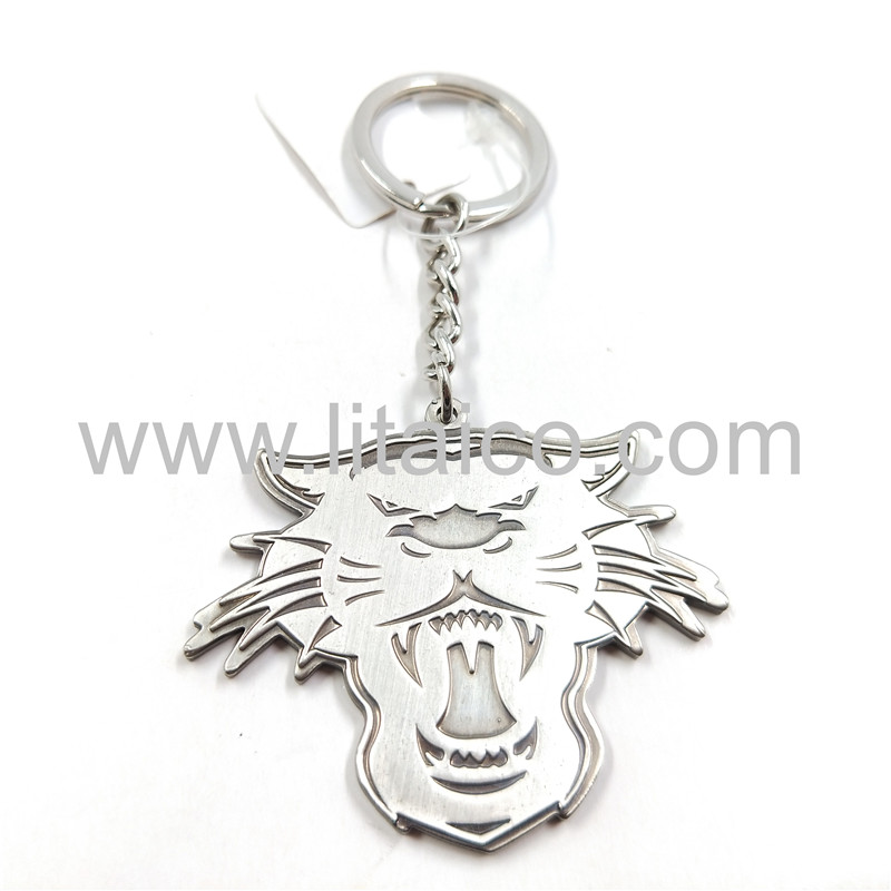 Tiger metal keychain
