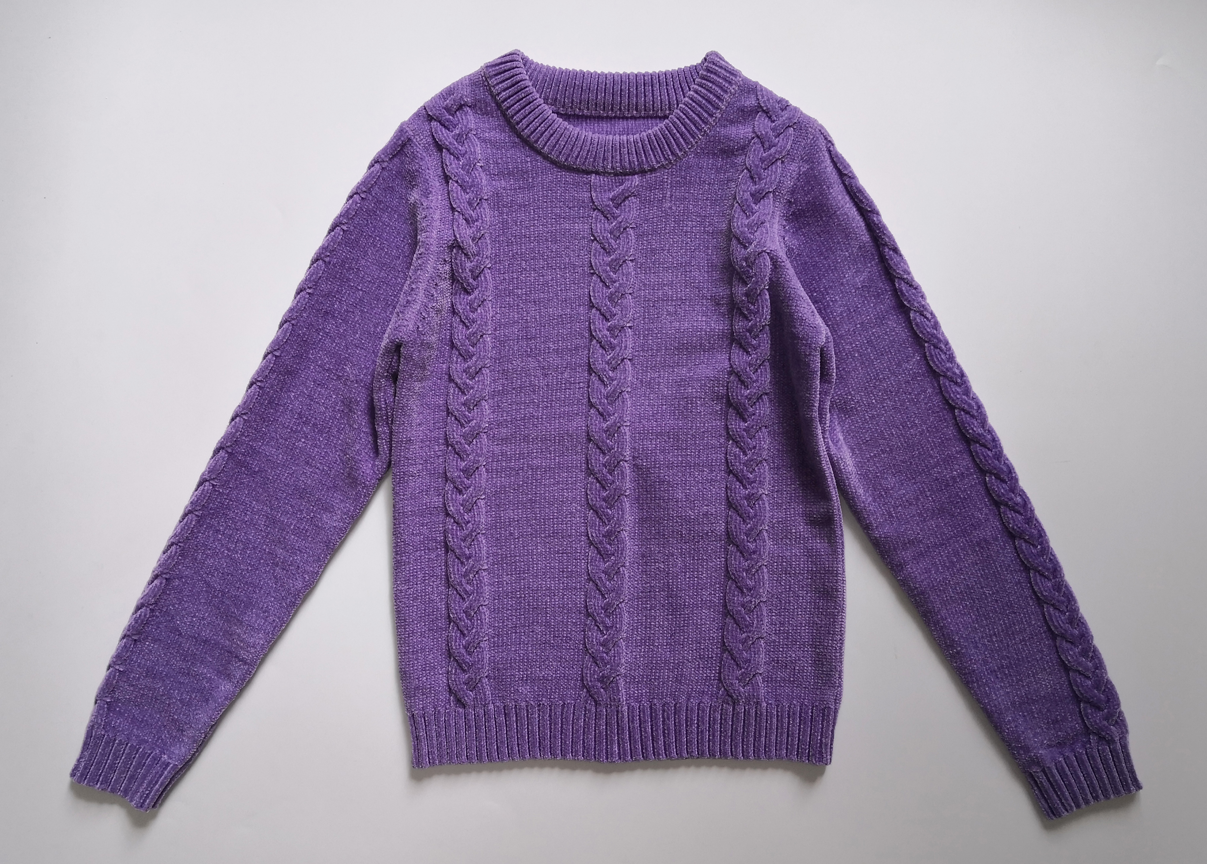 Girls sweater