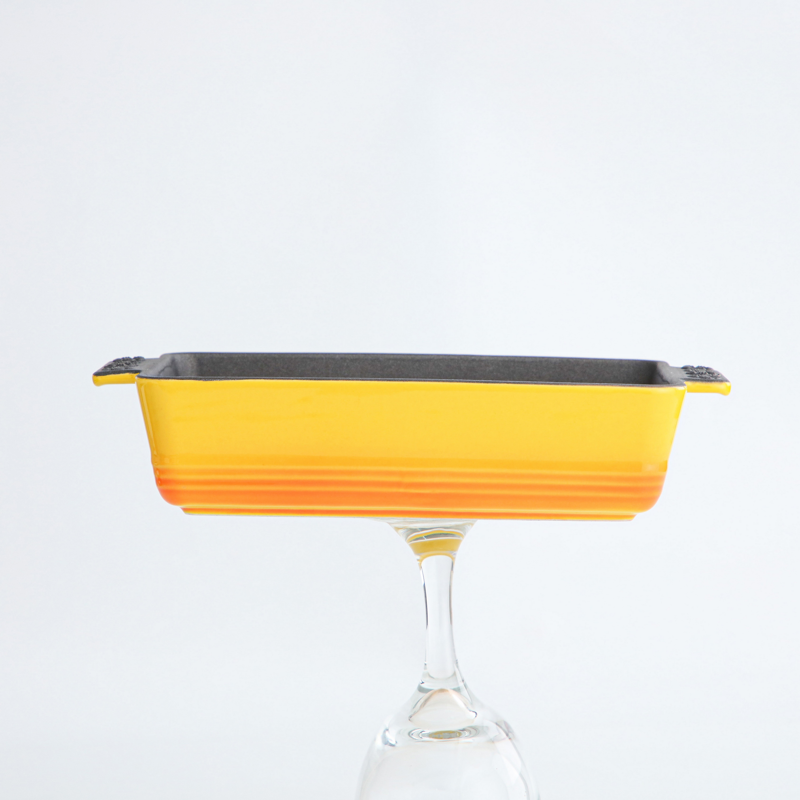 Rectangular non stick baking tray