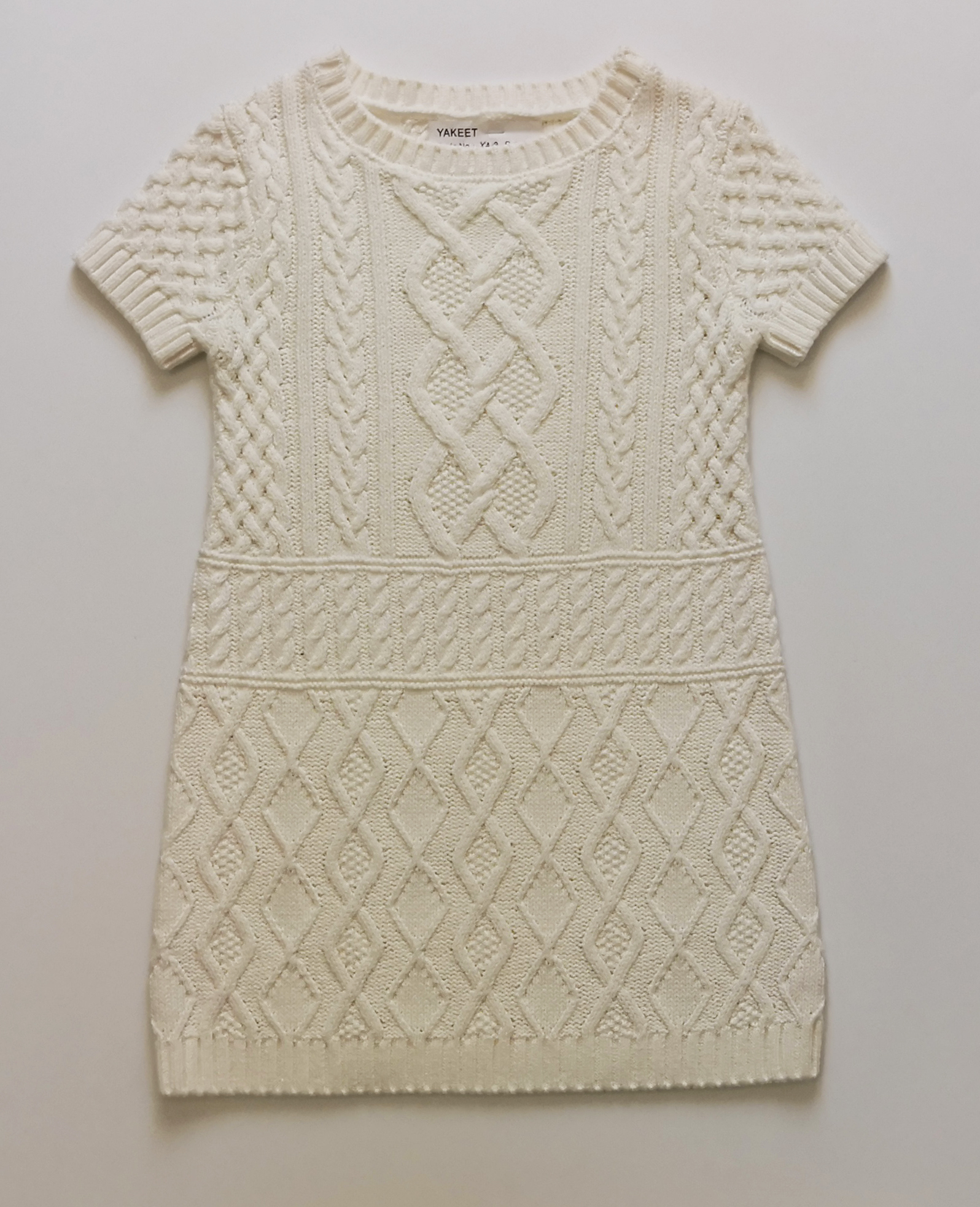 Girl's sweater